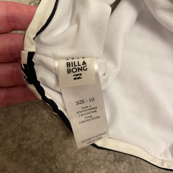 Billabong Women’s Swim Top - Picture 4 of 4